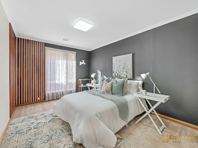 49 Eppalock Drive, Manor Lakes