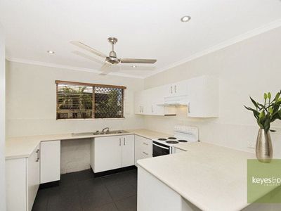 2 / 47 Warburton Street, North Ward