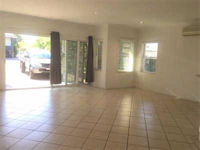 3 / 143 Princes Highway, Milton