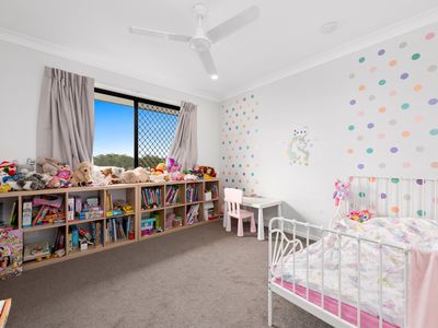 73 Canopus Street, Bridgeman Downs