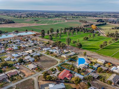 9-11 Clare Avenue, Lockington