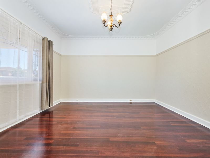 38 Hamilton Road, Hamilton Hill