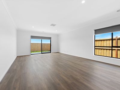 16 Arianna Street, Wyndham Vale