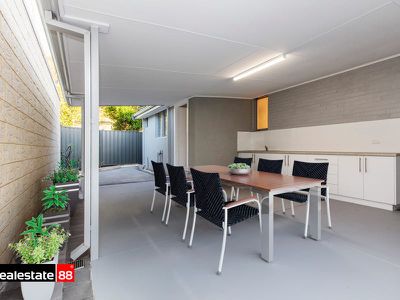 39 Jennings Way, Lockridge