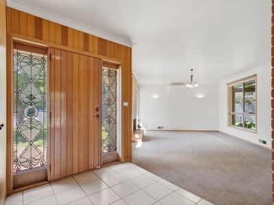 4 Victoria Close, Sale