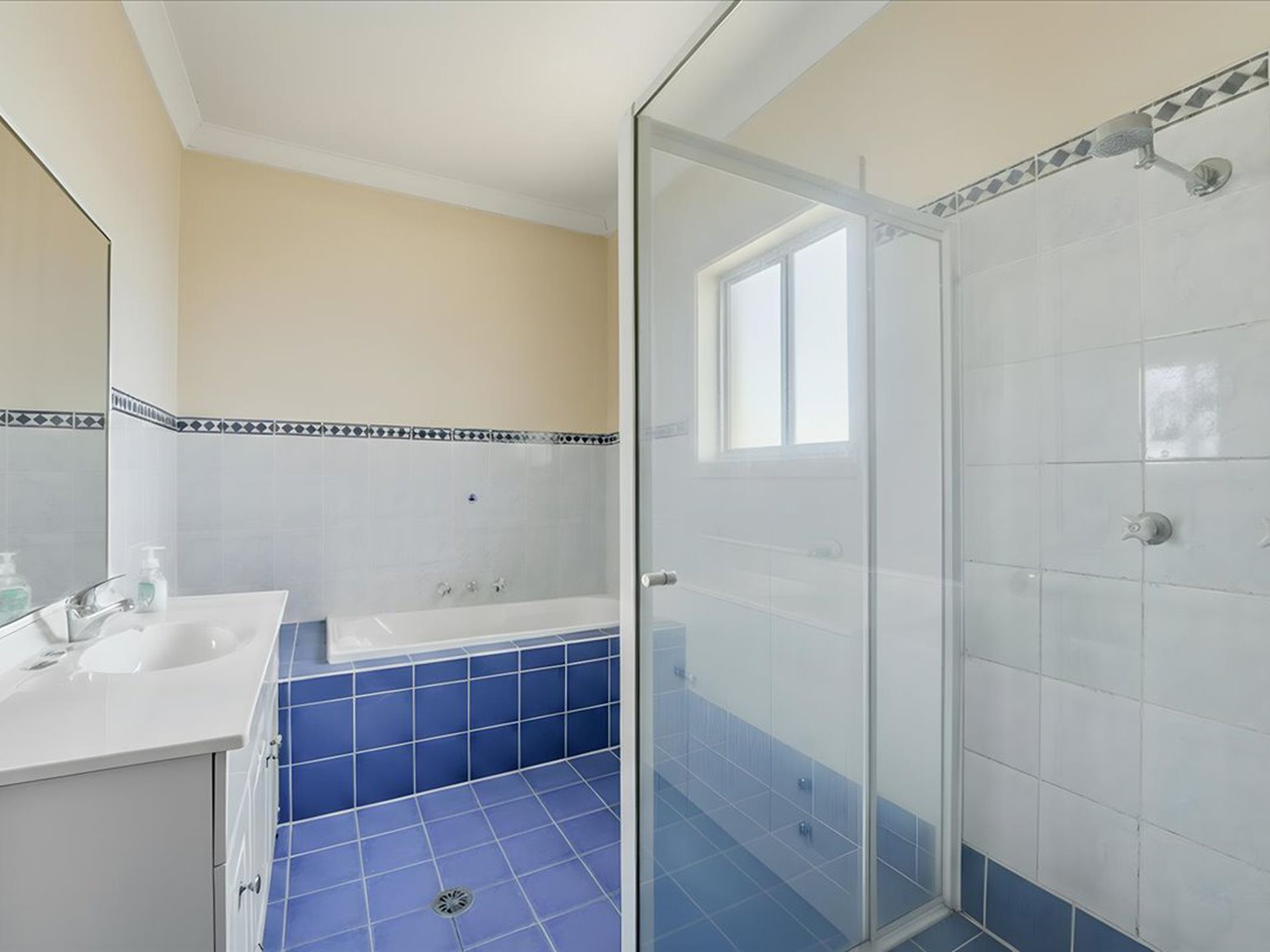 10 / 38 Verbena Avenue, Casula