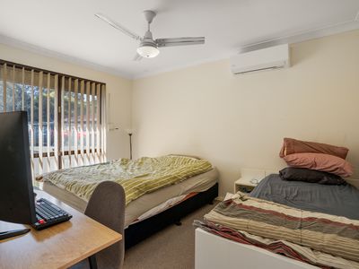 12 / 6 Ashford Avenue, Rockingham