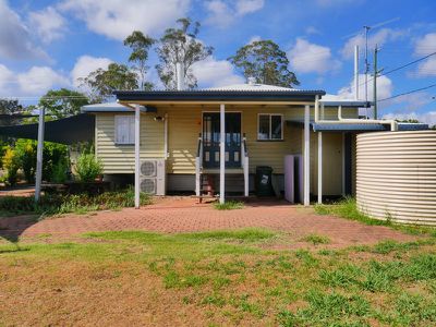 8 Elk Street, Nanango