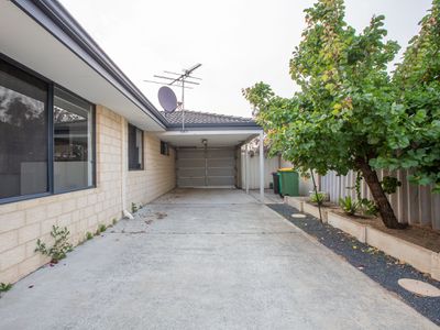47 Brand Avenue, Usher