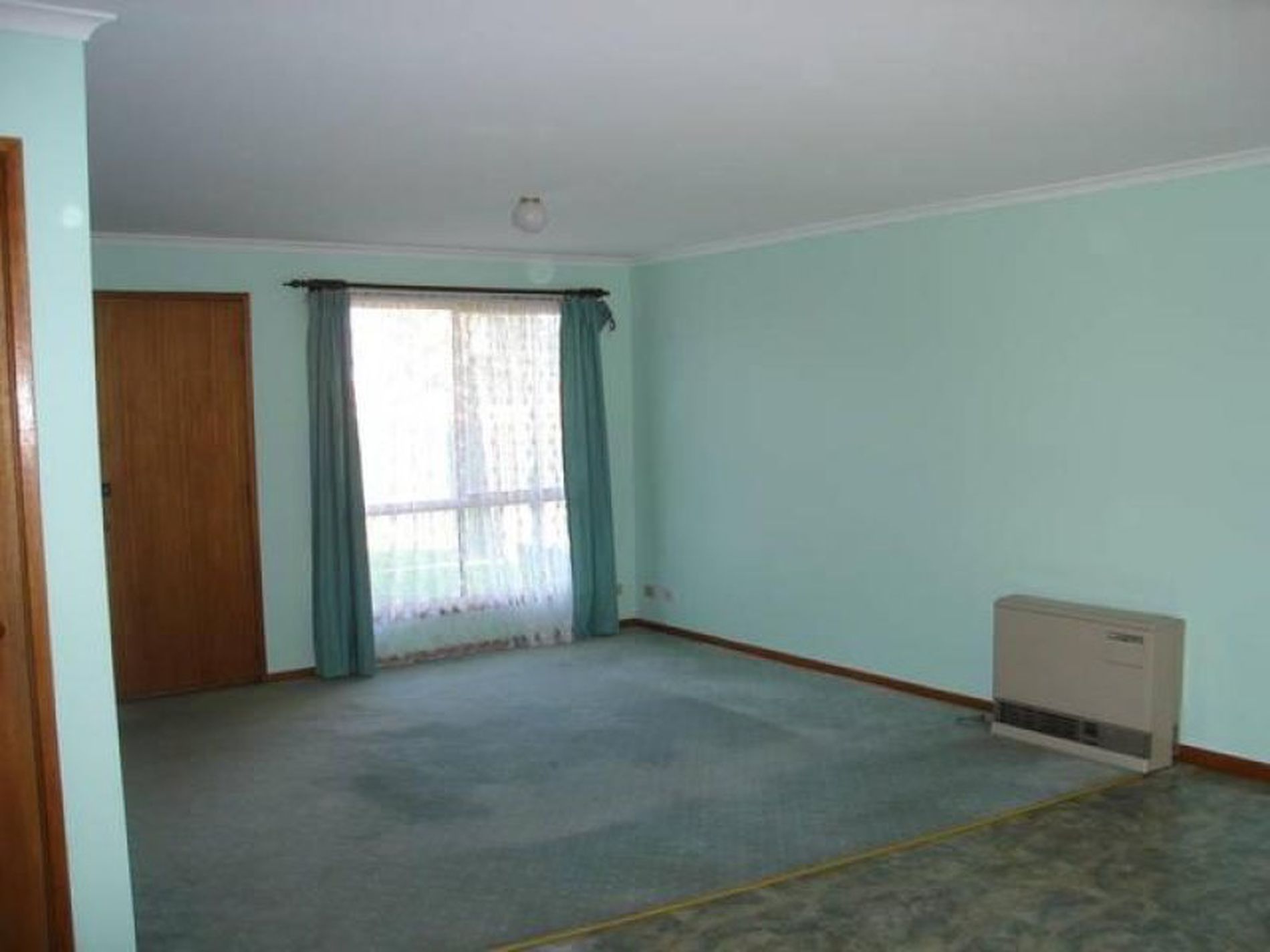 1 / 37 Seabeach Parade, North Shore