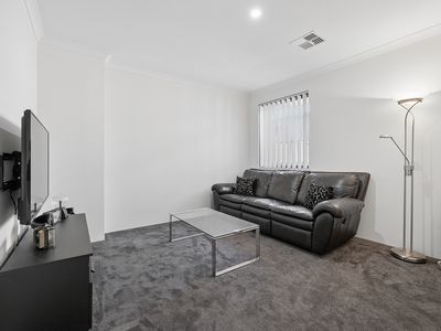 34 Hickman Drive, Piara Waters