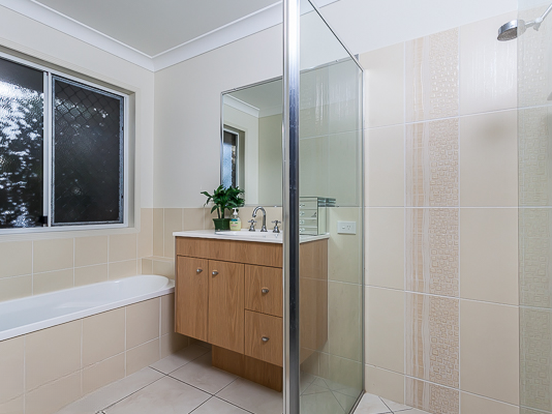 1/22 Grandview Pde, Griffin