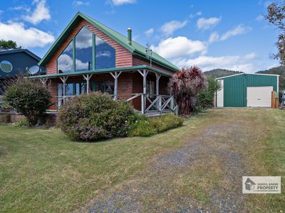 100 Irby Boulevard, Sisters Beach