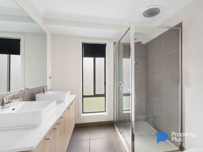 12 Oscar Drive, Marong