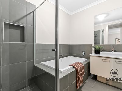 4 Sepia Street, Clyde North