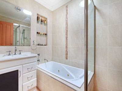 16 Warati Place, Oak Flats