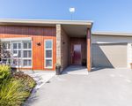 21 Dolphin Crescent, Eden