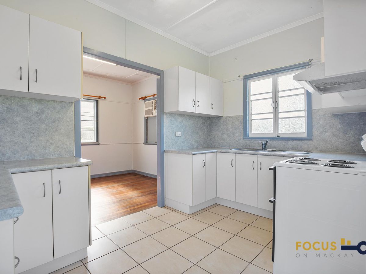 2/18 MANON ST, Armstrong Beach