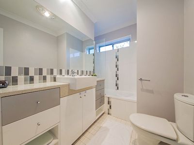 9/24 Rogoona Street, Morningside