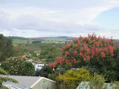 6 Neville Place, Kingaroy