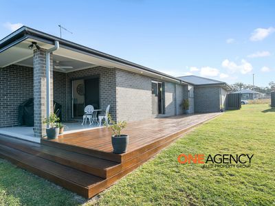 19 Hastings Parade, Sussex Inlet