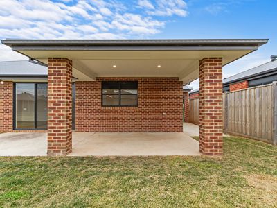 42 Cantwell Drive, Sale