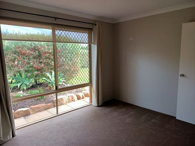 60 Saint Barnabas Boulevard, Quinns Rocks
