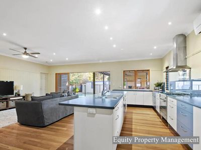 420 Tingal Rd, Wynnum