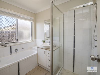10 Bickle Place, North Booval