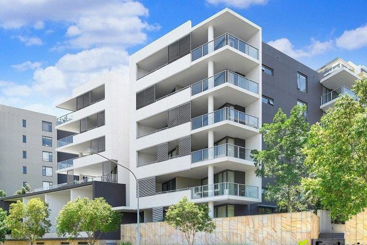 501 / 17 Shoreline Drive, Rhodes