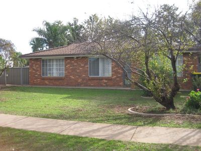 73 Thompson Street, Dubbo