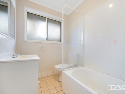 24 & 24a Hobart Street, Oxley Park
