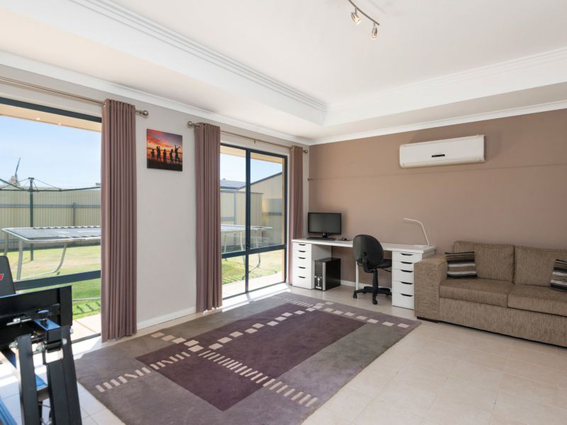 16 Vitali Crescent, Somerville