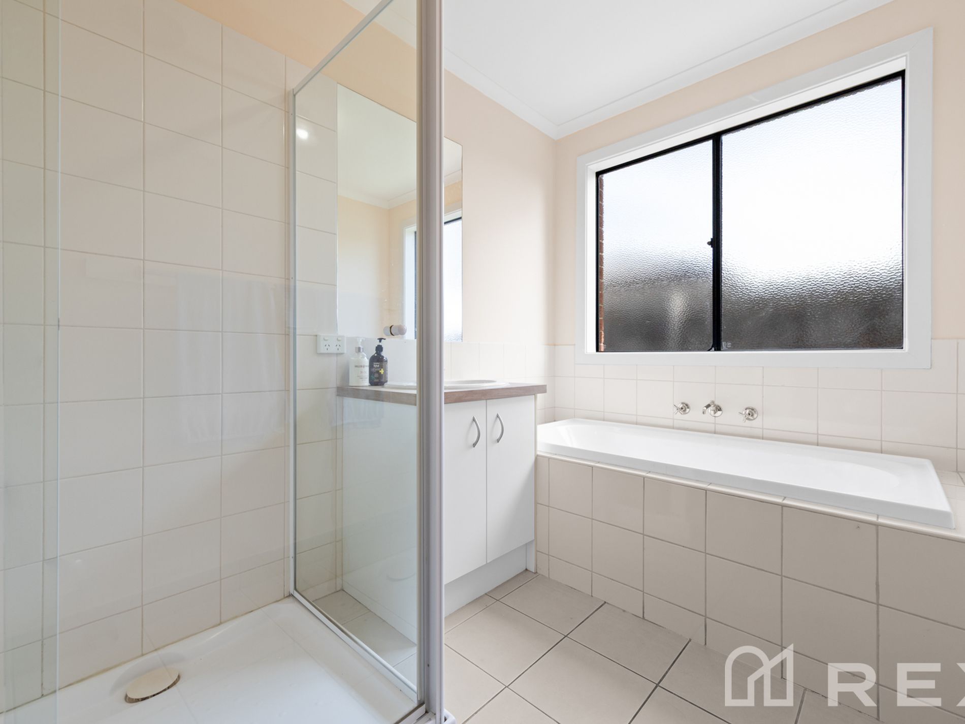 19 Calais Cct, Cranbourne West