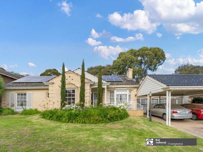 6 Olde Coach Road, Urrbrae