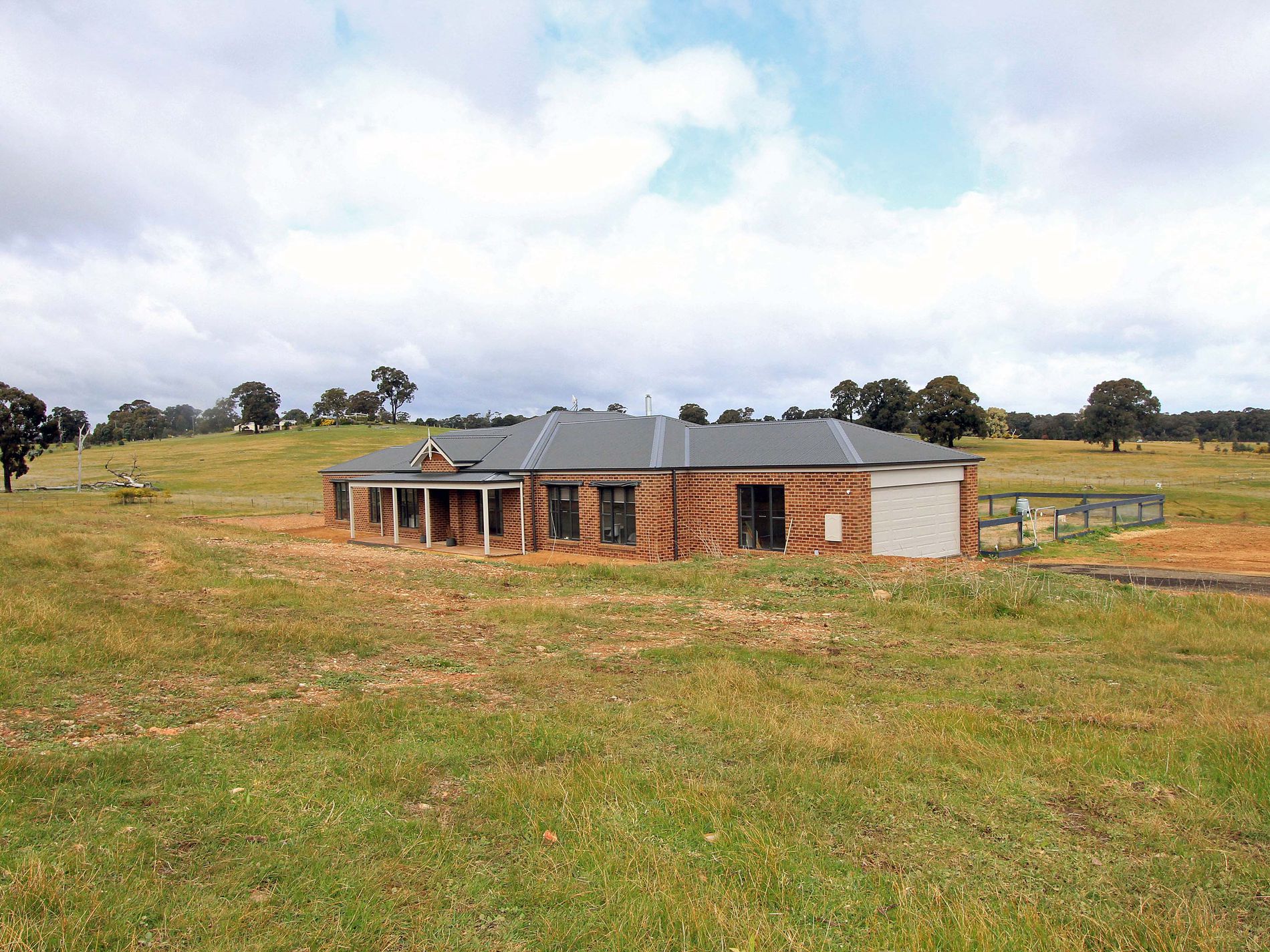 70 McLennan Road, Ladys Pass