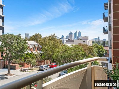 4 / 30 Bronte Street, East Perth
