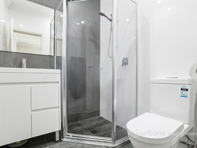 6 Banyan Glade, Schofields