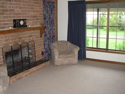 1-100 Sisters Road, Mount Schank
