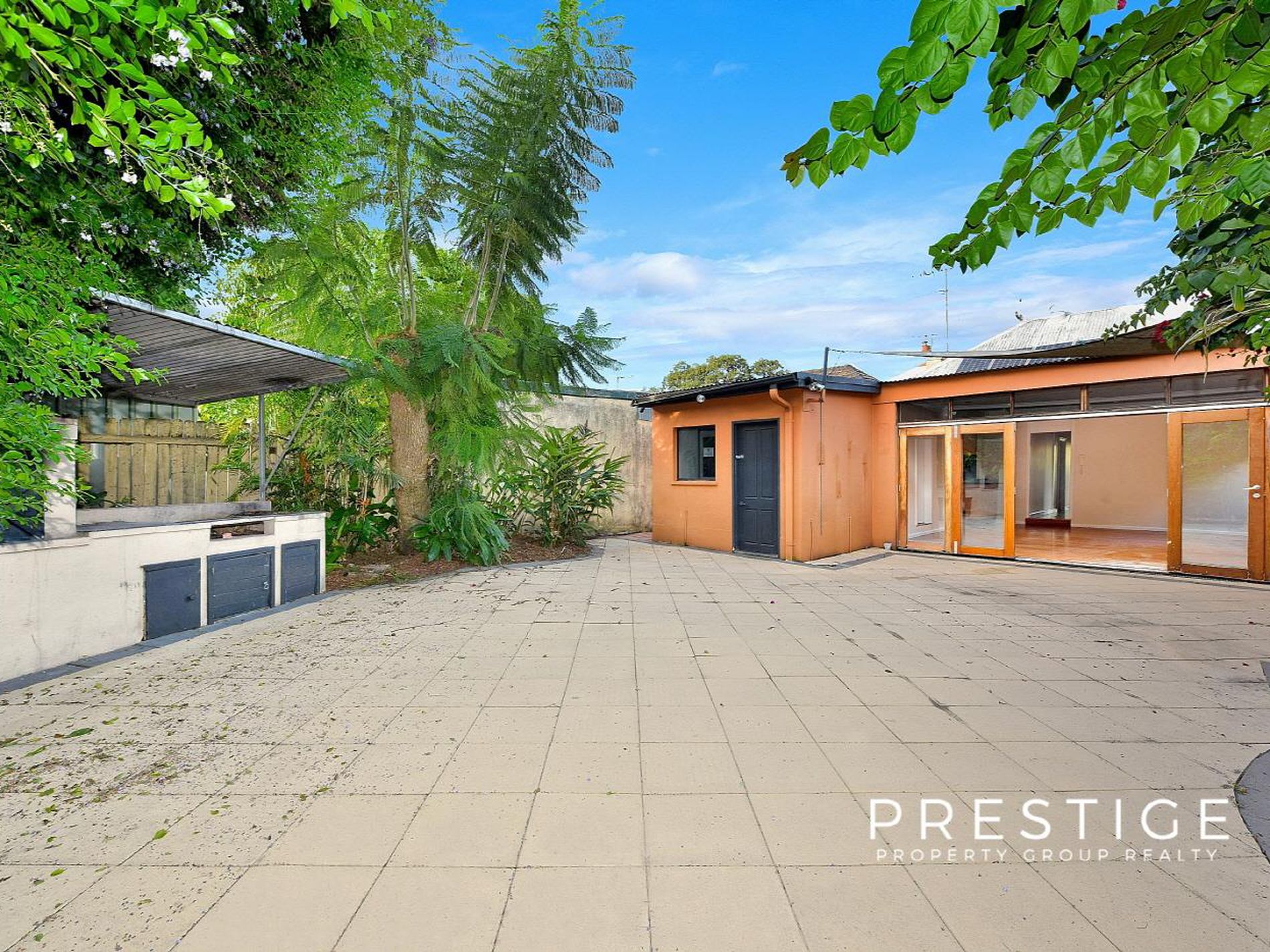 13 short Street, Banksia