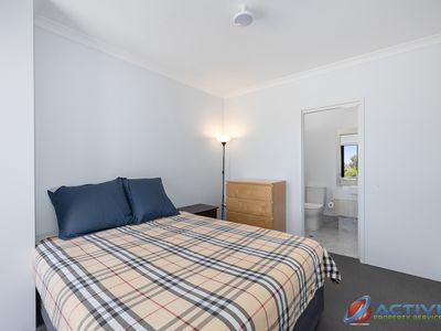 76 Wisteria Parade, Edgewater