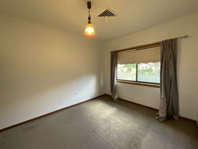15 Brenner Street , Forbes