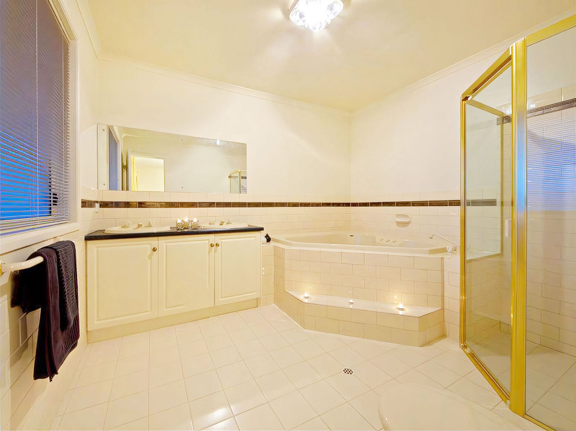 24 Acorn Parade, Oakden