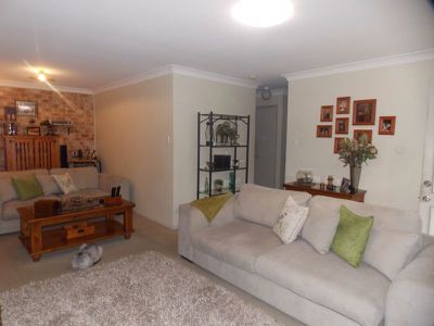 1 / 42 Burns Road, Ourimbah