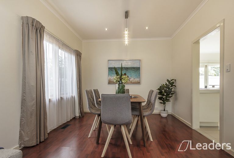 1 / 159 Blackburn Road, Mount Waverley