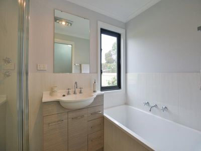 11 Androvich Way, West Lamington