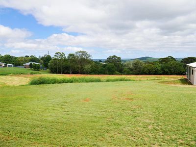 5 Bernard Crescent, Kingaroy