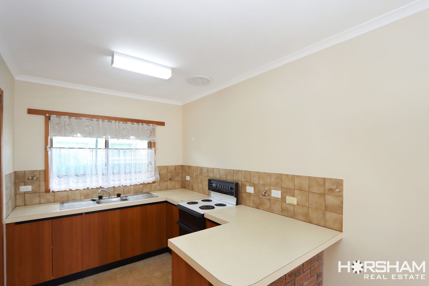 2 / 18 Palk Street, Horsham