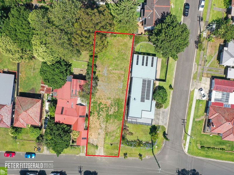 24 Abercrombie Street, West Wollongong