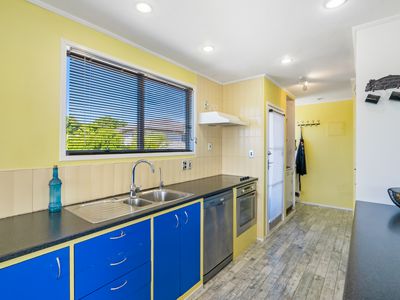12 Bahari Drive, Ranui